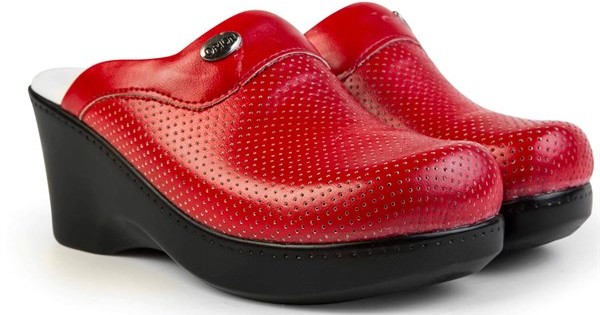https://www.sabomar.com/Orion Red Classic Miss Sabo Slippers