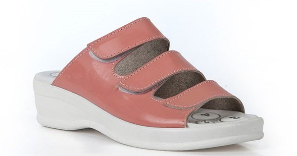 https://www.sabomar.com/Fethiye Velcro Pink Lady Orthopedic Slippers