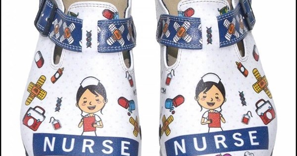 https://www.sabomar.com/ShoeRokee Nurse Themed Sabo Slippers
